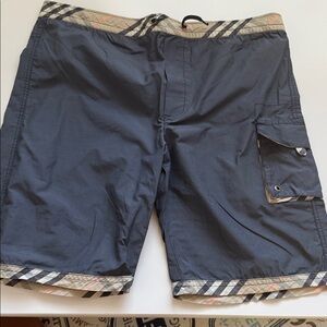 Dry fast 14 y swim
Trunks. Perfect condition Burberry